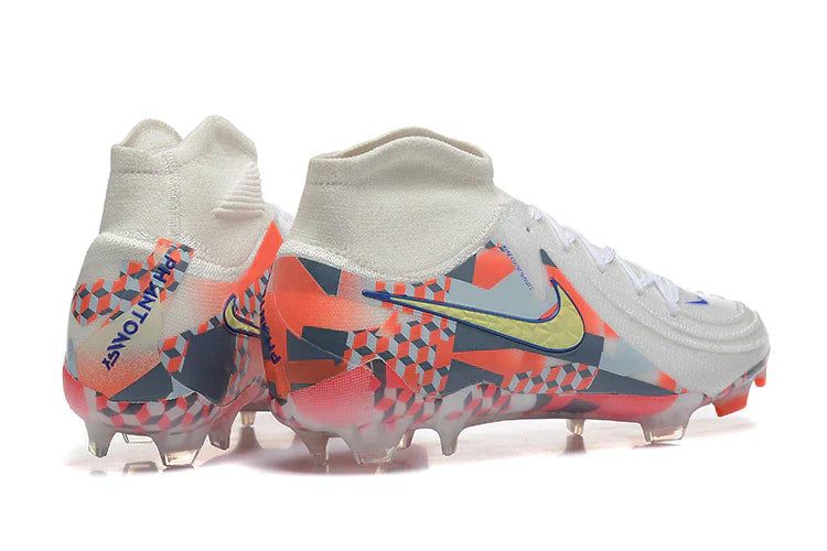 Nike Phantom Luna II Elite FG Cleats