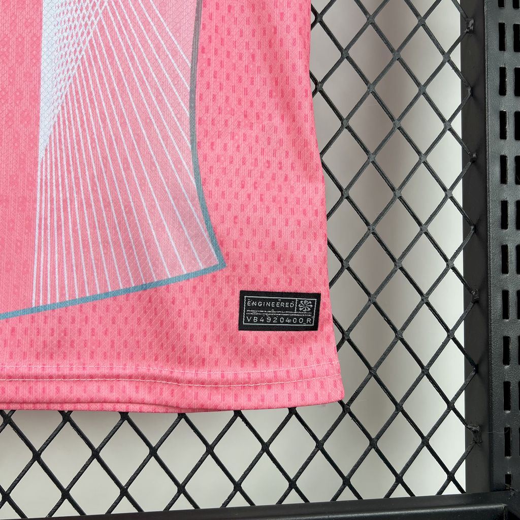 Barcelona Special Edition Pink 25/26 Kit Kids