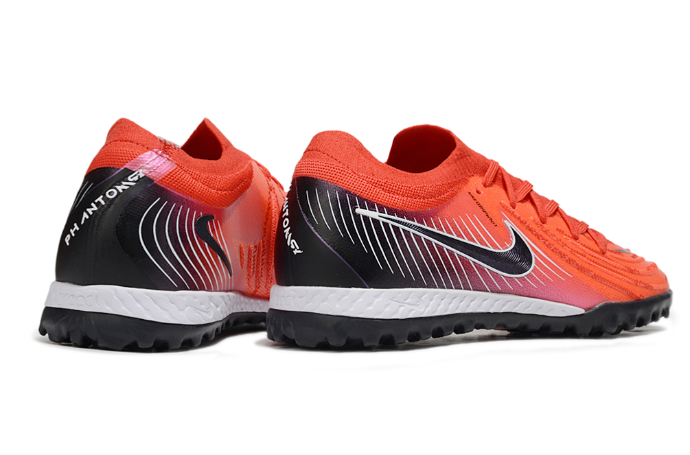 Nike Phantom GX II TF Boots