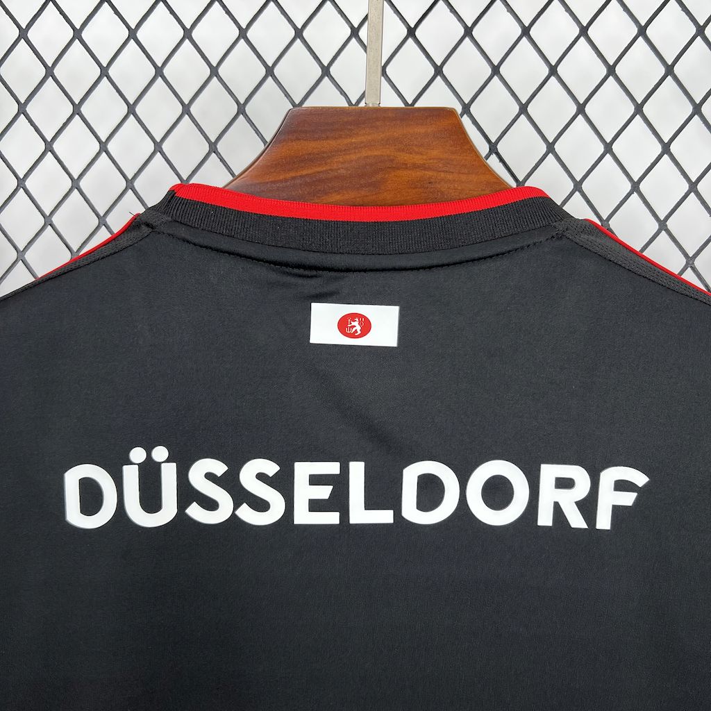 Fortuna Düsseldorf "Little Tokyo" Sondertrikot Rot 2025