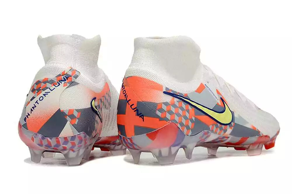Nike Phantom Luna II FG Cleats