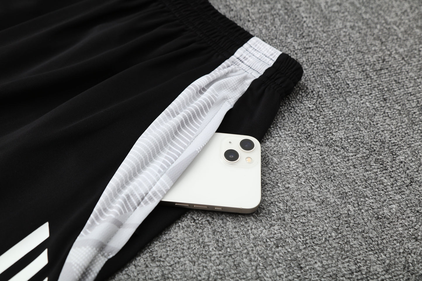 Kit Shirt + Shorts Real Madrid Black/Green Training 25/26