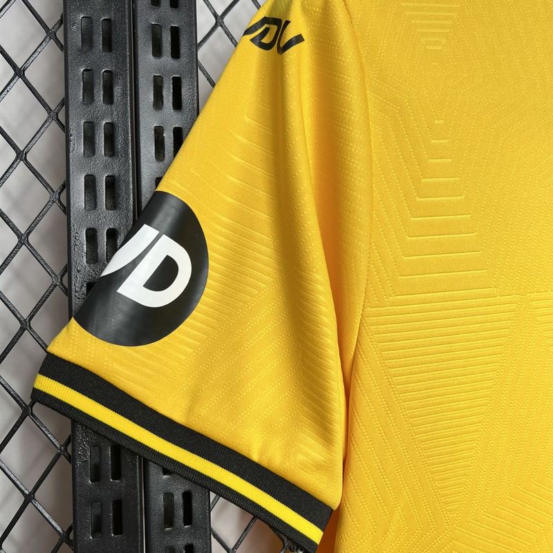 Wolverhampton Home Jersey 24/25 - CalcioVivo