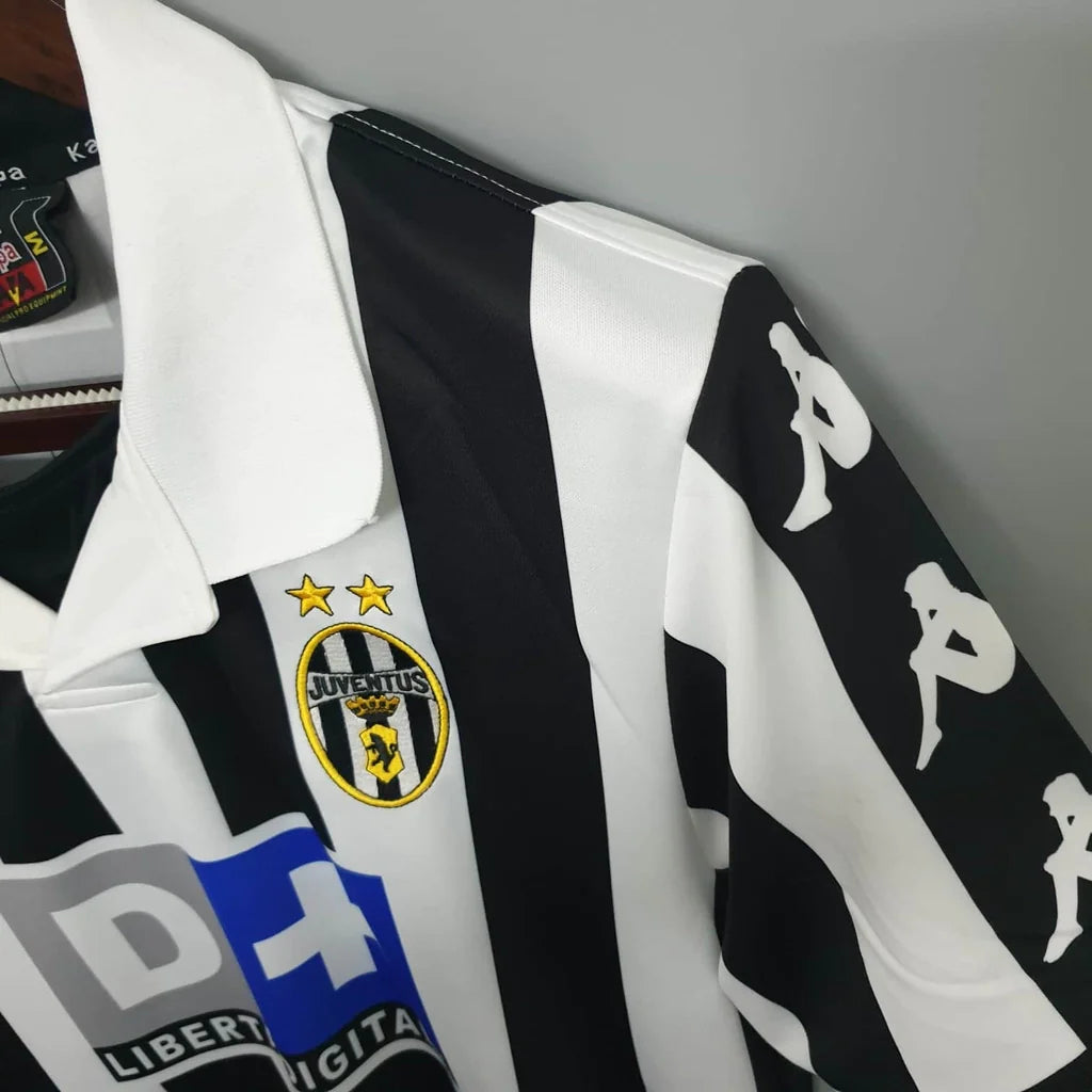 Juventus Home Jersey 99/00 Retro
