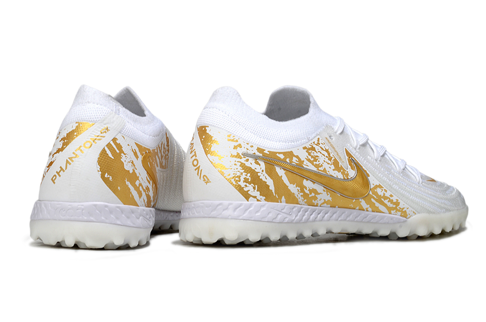 Nike Phantom GX II TF Boots