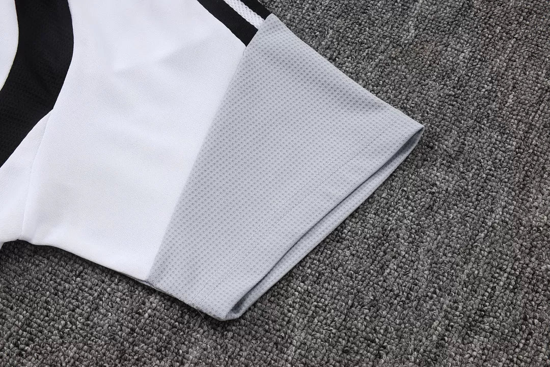 Completino Polo Real Madrid 26/27 Uomo Bianco | Kit Allenamento - CalcioVivo