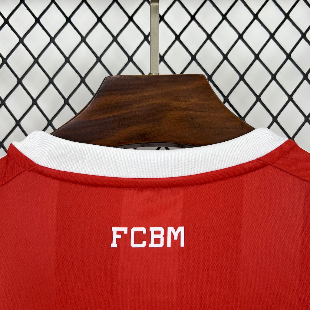 Bayern Munich 2025-26 Goalkeeper Jersey