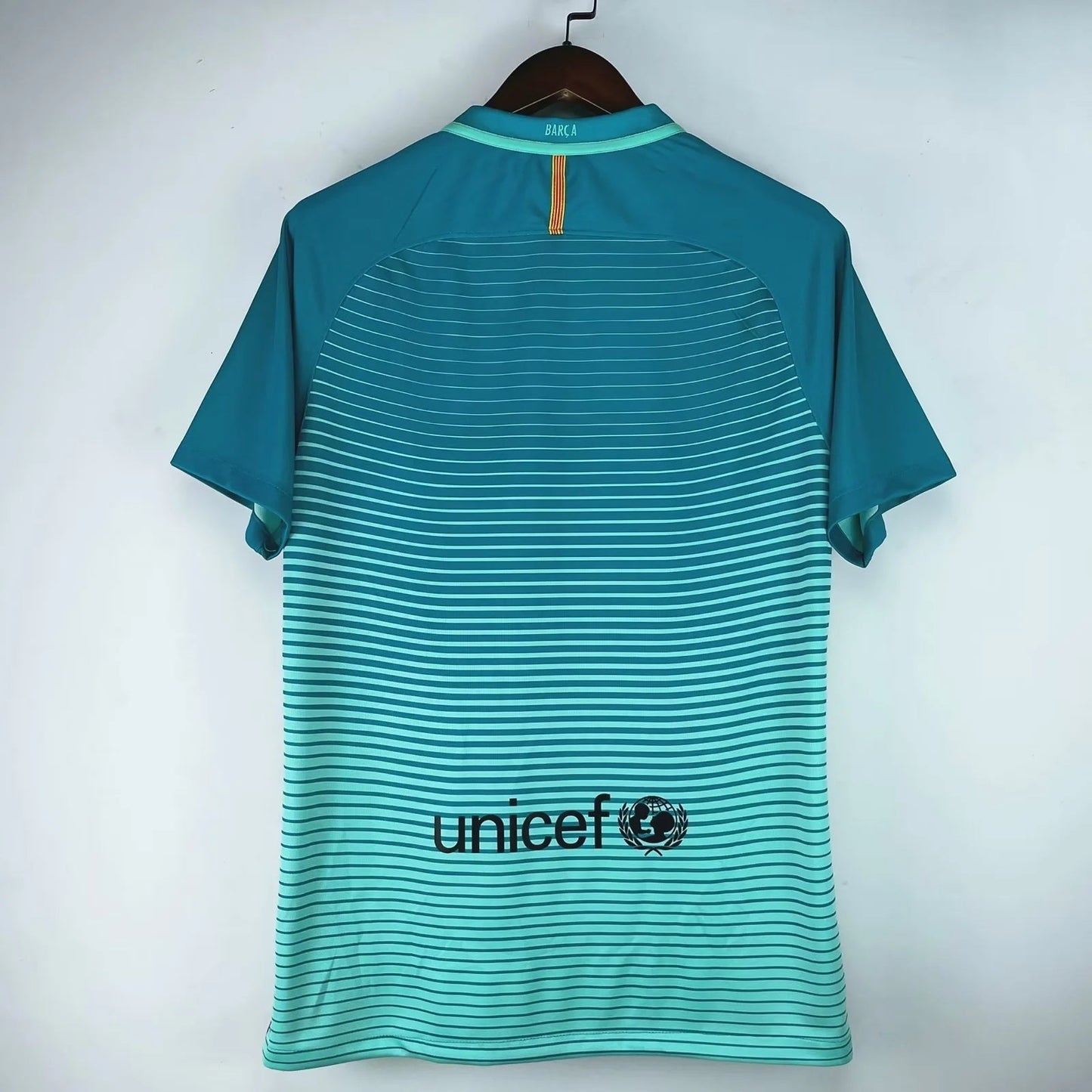 Maglia Barcelona Retro Third 16/17 Uomo | Maglia da Calcio - CalcioVivo