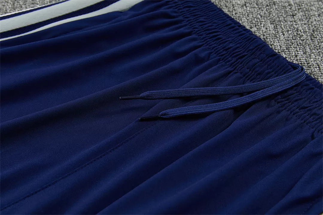 Tuta Ajax 26/27 Uomo Azzurro e Blu Navy | Tuta da Calcio - CalcioVivo