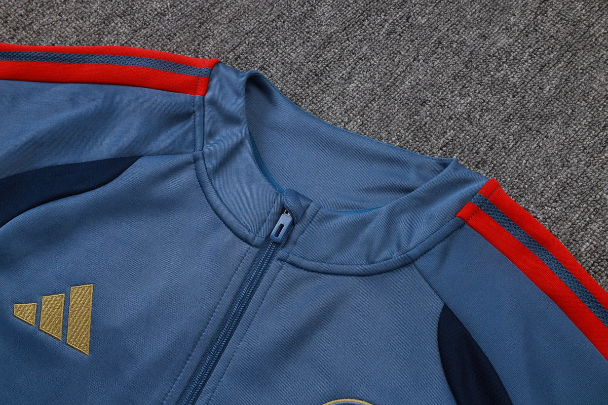 Tuta Full-zip Bayern Munich 26/27 Uomo Blu Navy | Tuta da Calcio - CalcioVivo