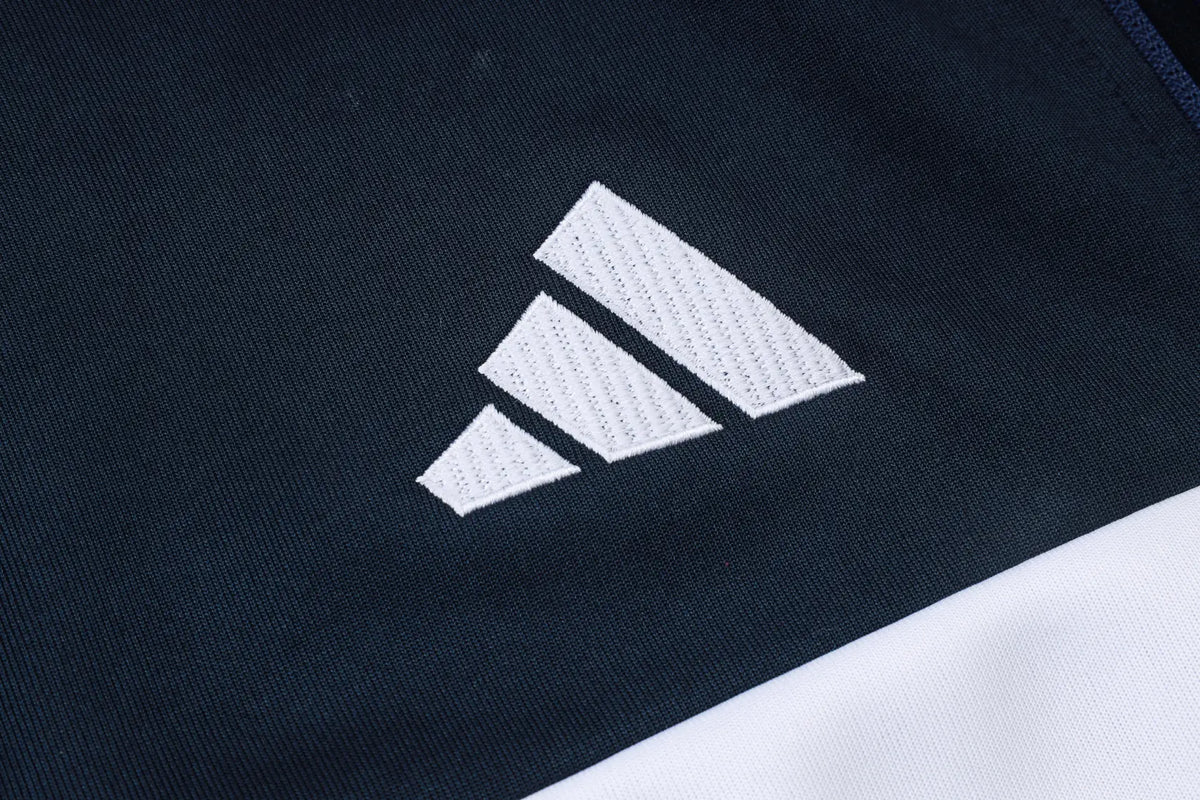 Tuta Full-zip Real Madrid 26/27 Uomo Blu Navy | Tuta da Calcio - CalcioVivo