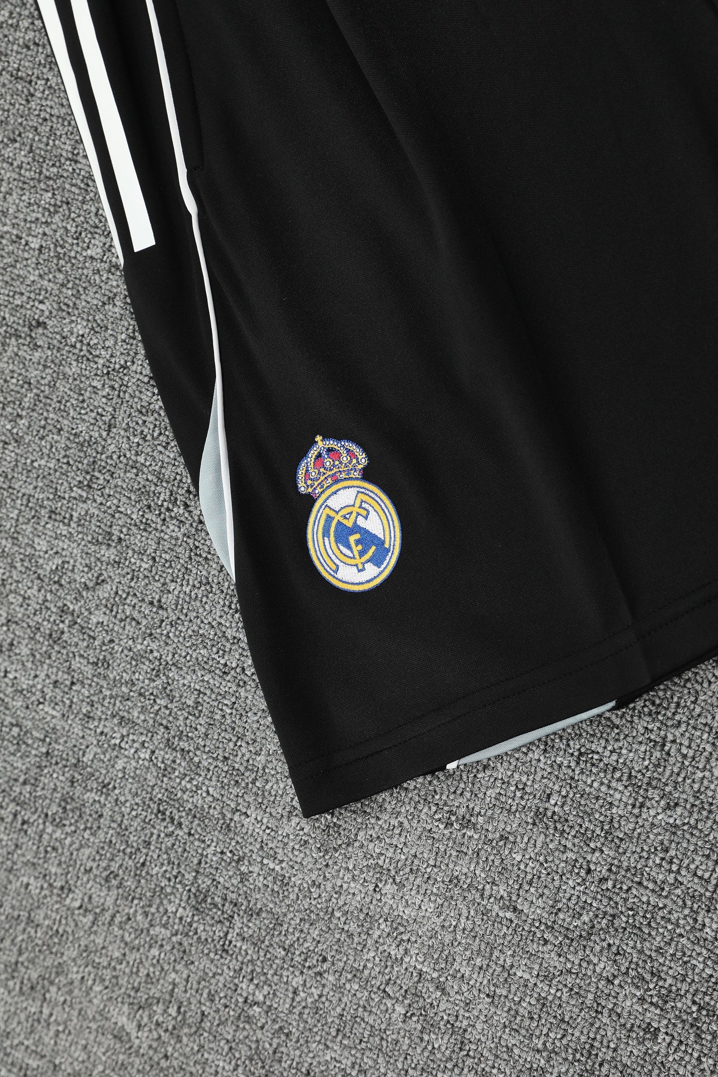 Kit Tank Top + Shorts Real Madrid Training White 25/26