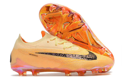 Nike Gripknit Phantom GX Elite FG Cleats