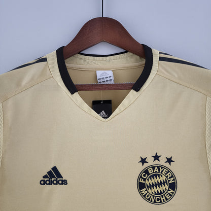 Bayern München Home Jersey 04-06 Retro