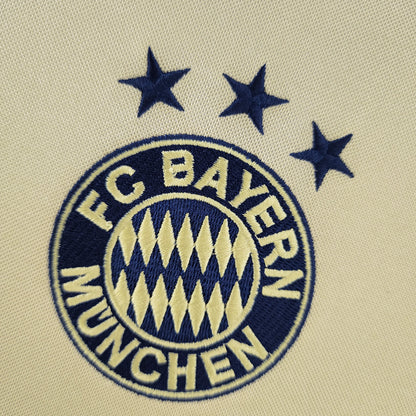 Bayern München Home Jersey 04-06 Retro