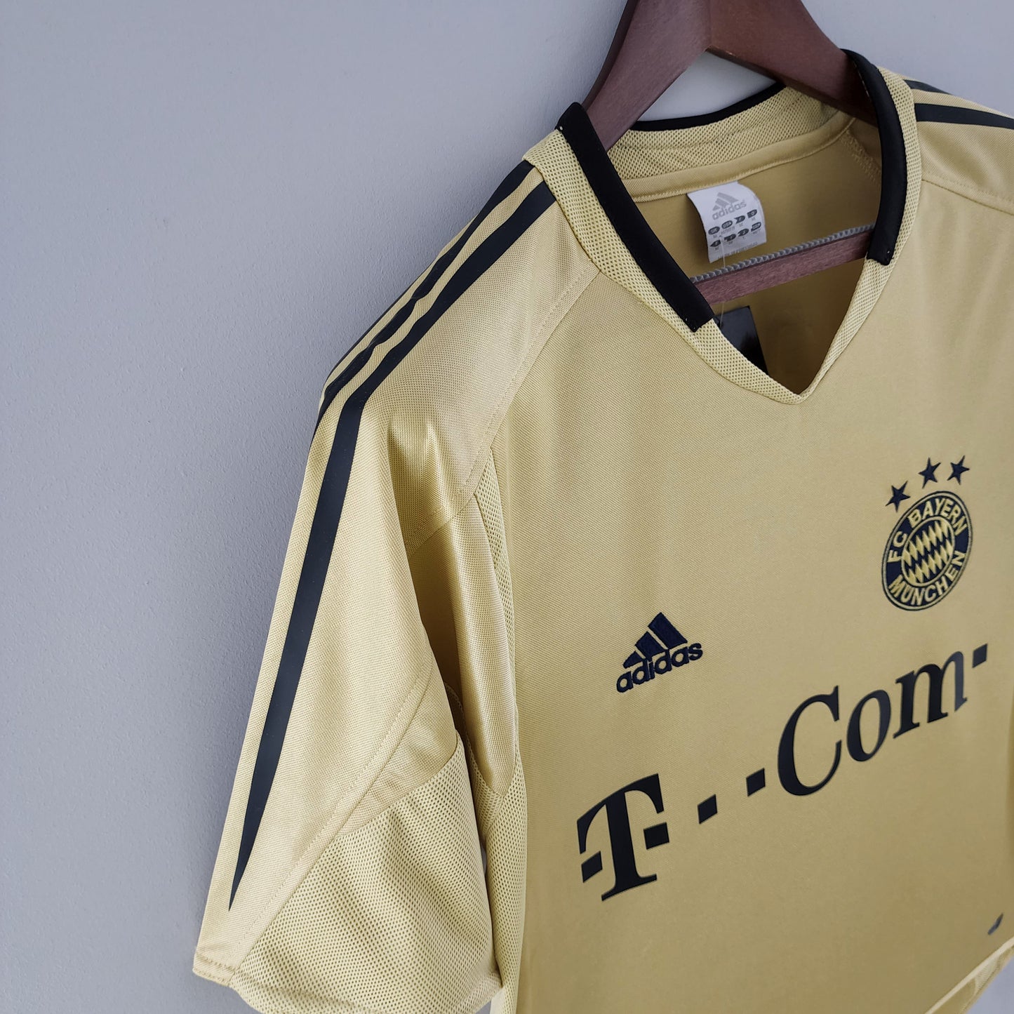 Bayern München Home Jersey 04-06 Retro