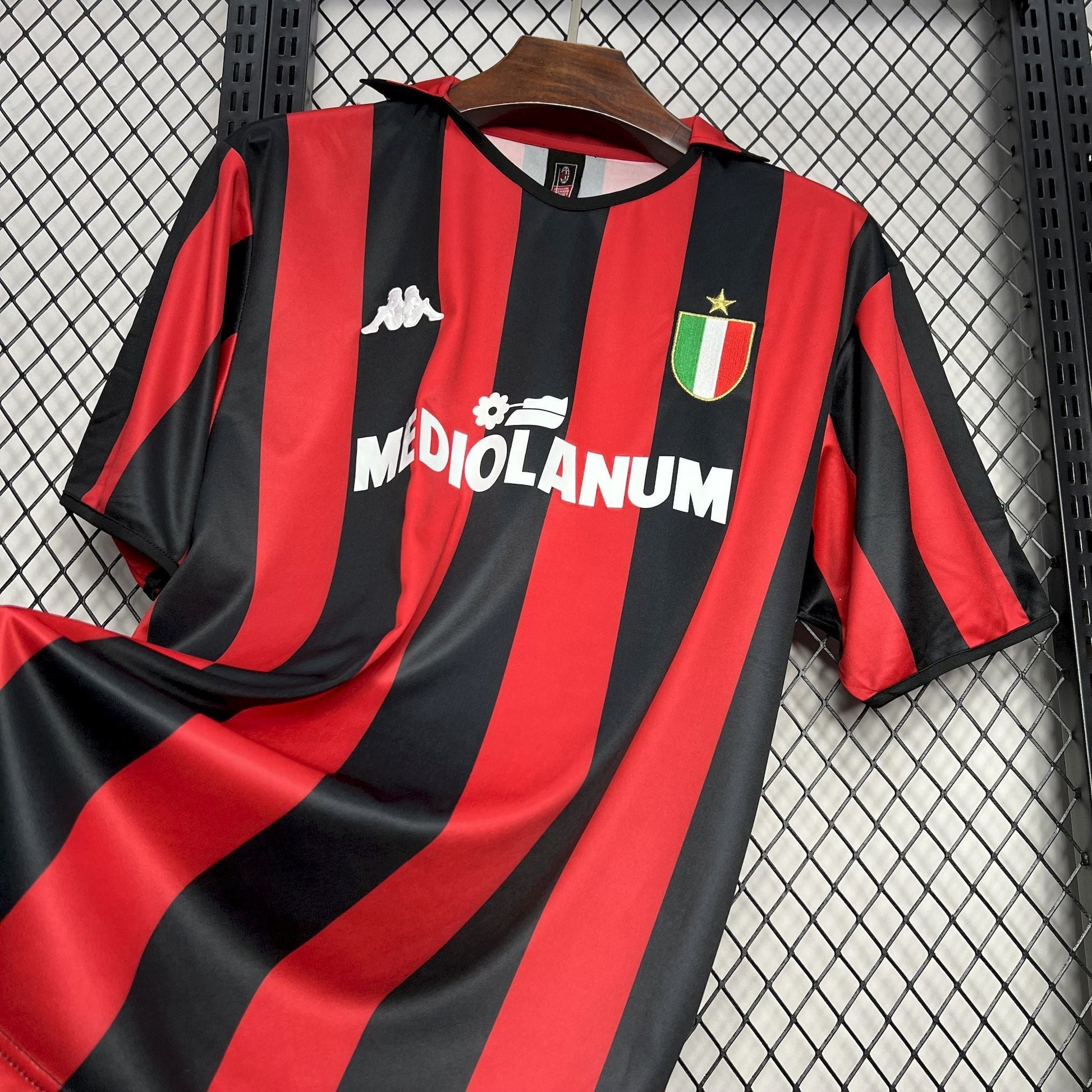 Milan Jersey Home 88/89 Retro - CalcioVivo