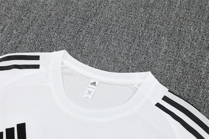 Kit Shirt + Shorts Manchester United White/Black Training 25/26