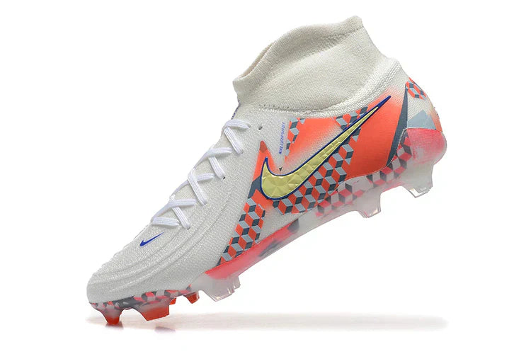 Nike Phantom Luna II Elite FG Cleats