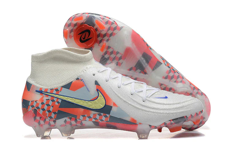 Nike Phantom Luna II Elite FG Cleats
