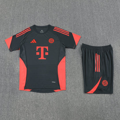 Kit Shirt + Shorts Bayern Munich 25/26