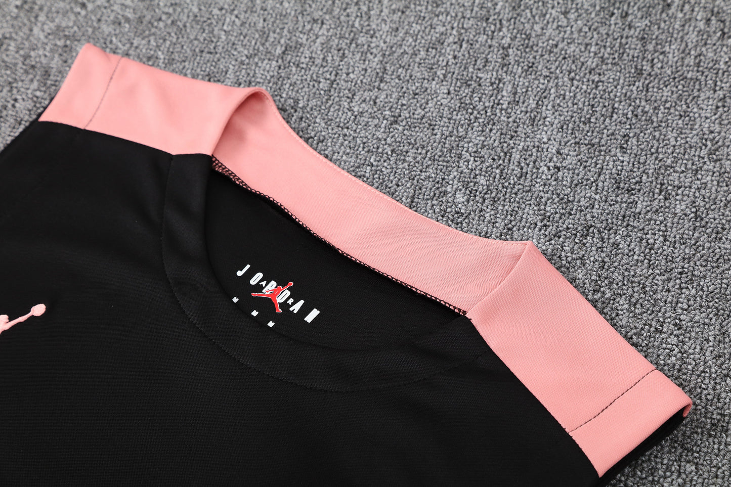 Kit Tank Top + Shorts Barcelona Black/Pink Training 25/26