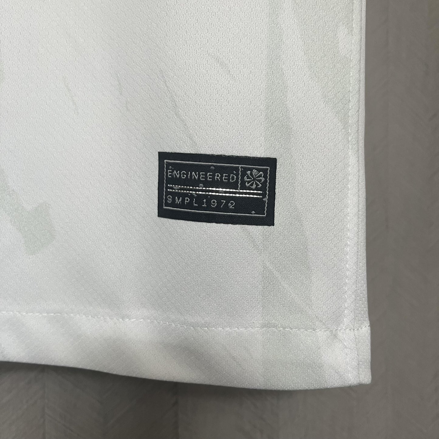 Liverpool Third Jersey 24/25 - CalcioVivo