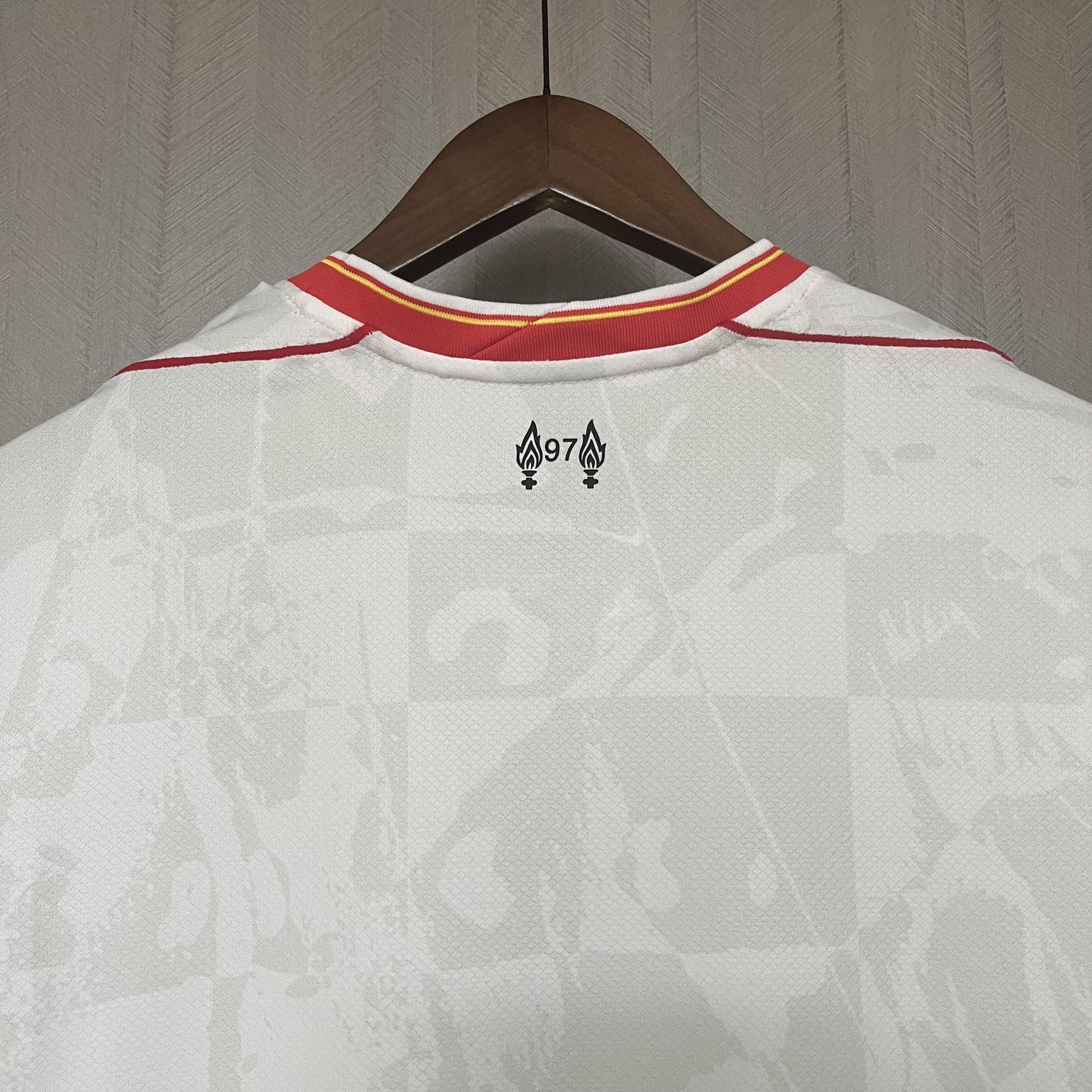 Liverpool Third Jersey 24/25 - CalcioVivo