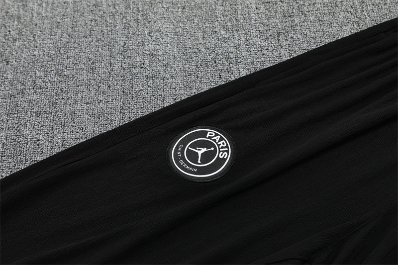 Paris Black Tracksuit Half-Zip 25/26 - CalcioVivo