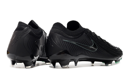 Nike Phantom GX II FG Cleats