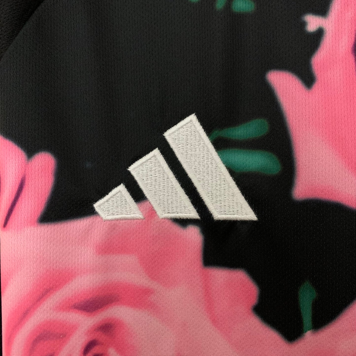 Real Madrid Special Edition Pink Snake Jersey 25/26