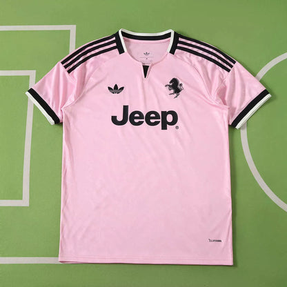 Maglia Juventus Away 26/27 Uomo Rosa | Maglia da Calcio - CalcioVivo