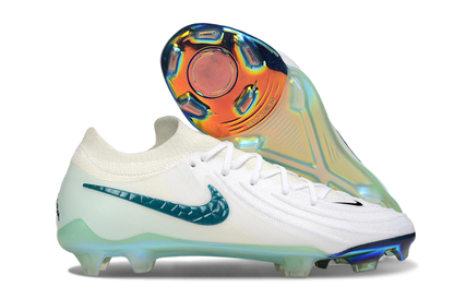 Nike Phantom GX II FG Cleats
