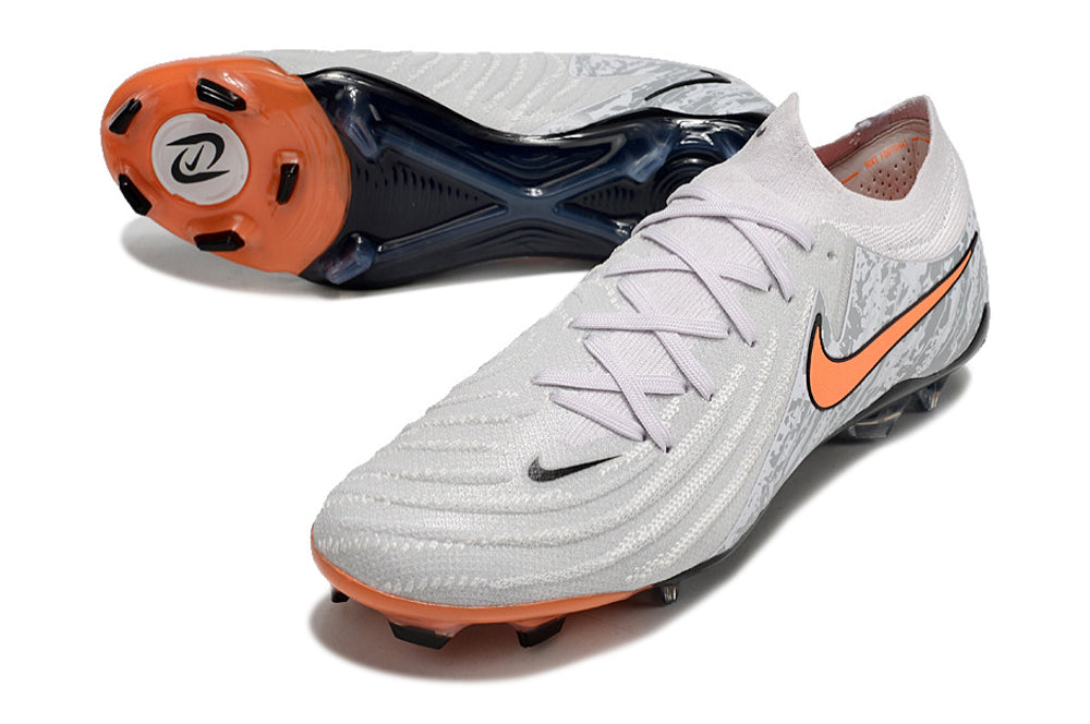 Nike Phantom GX II FG Cleats
