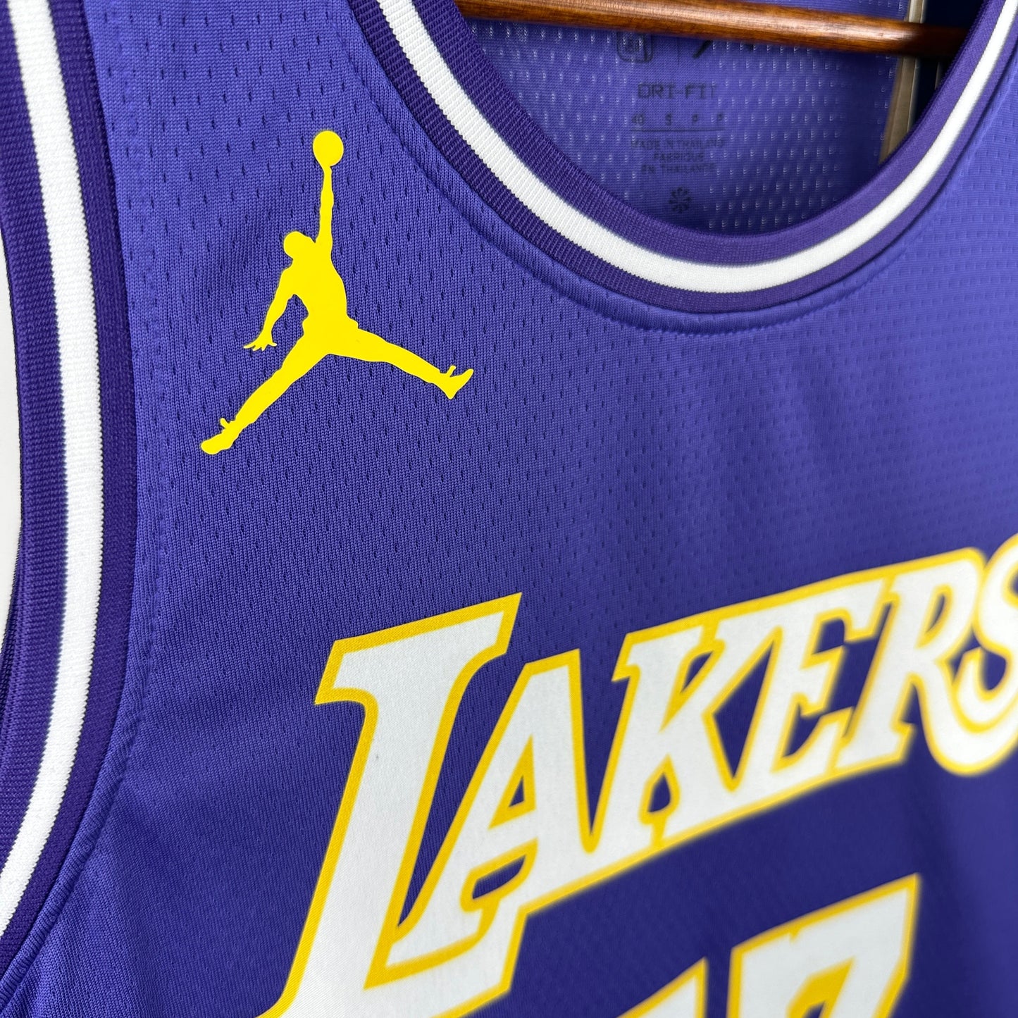 Los Angeles Lakers Statement Edition NBA Jersey - CalcioVivo