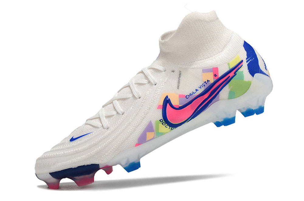 Nike Phantom Luna II FG Cleats