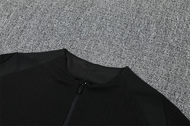 Paris Black Tracksuit Half-Zip 25/26 - CalcioVivo