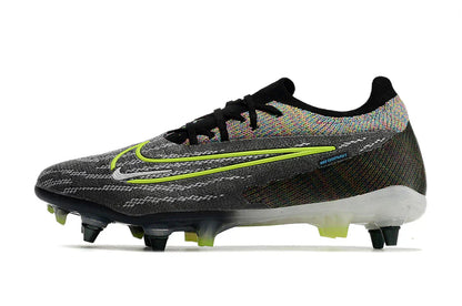 Nike Gripknit Phantom GX Elite SG Cleats