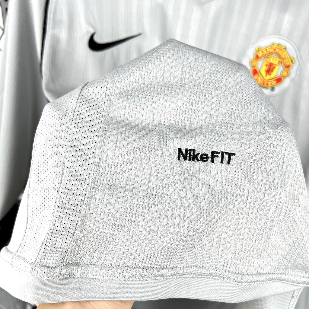 Manchester United 2007-08 Gray Goalkeeper Long Sleeves Retro Jersey