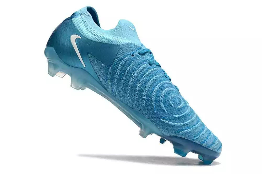 Nike Phantom GX II FG Cleats