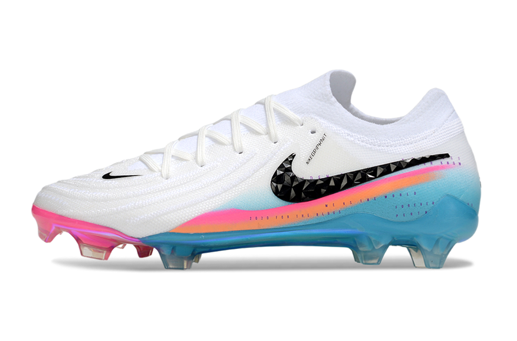 Nike Phantom GX II FG Cleats