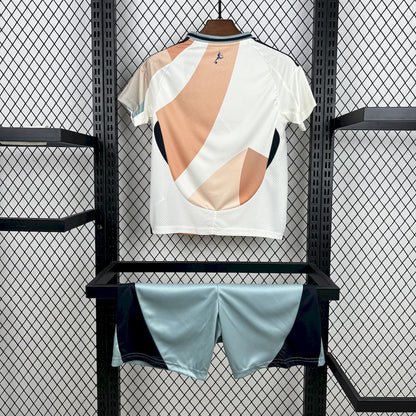 Spain 2025-26 Away Kids Kit