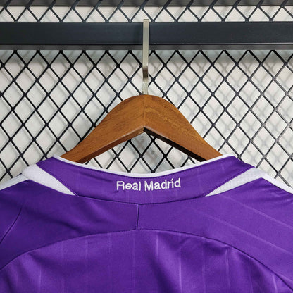 Real Madrid Third Jersey 06/07 Retro - CalcioVivo