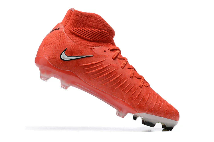 Nike Phantom Luna Elite FG Cleats