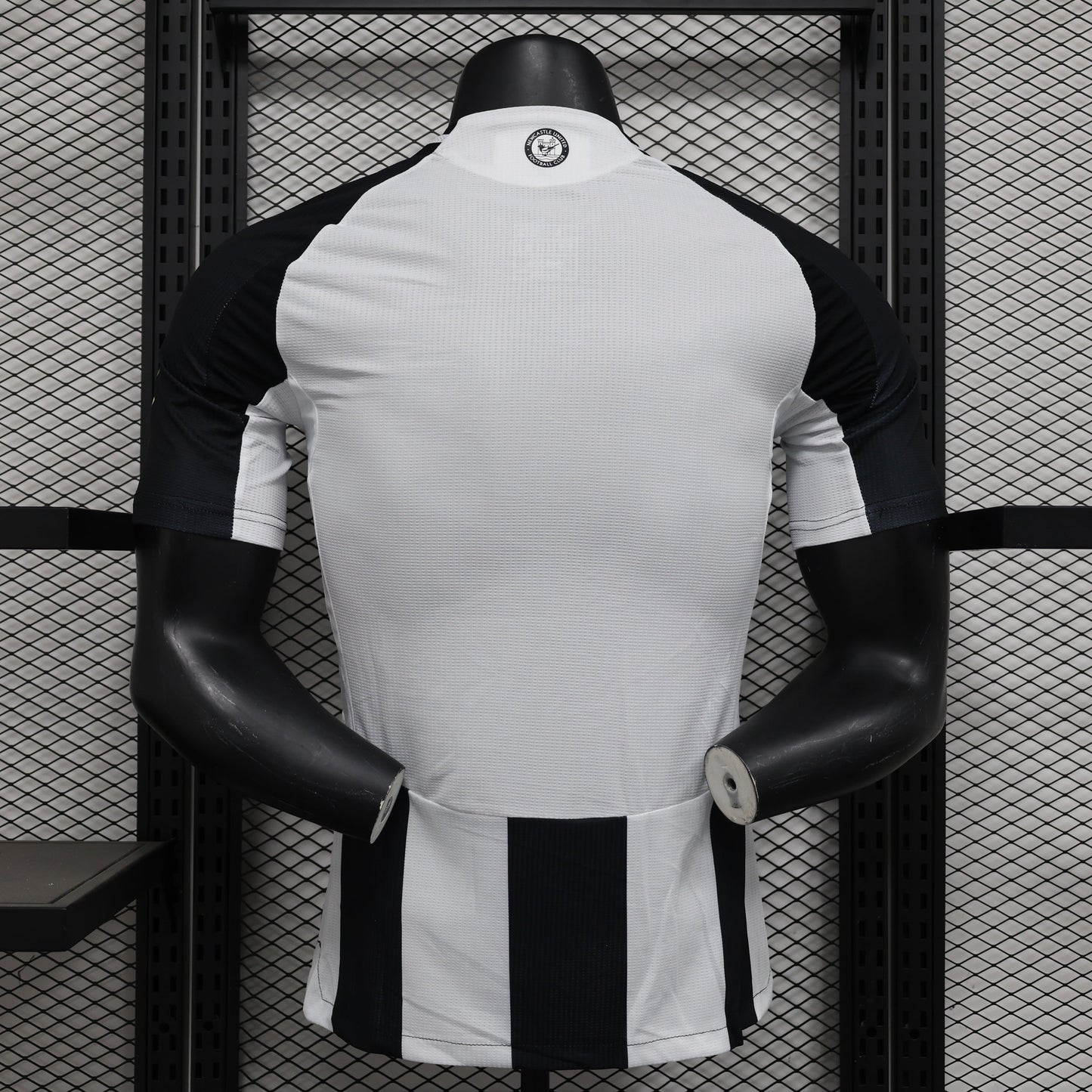 Newcastle Home 24/25 Jersey Player