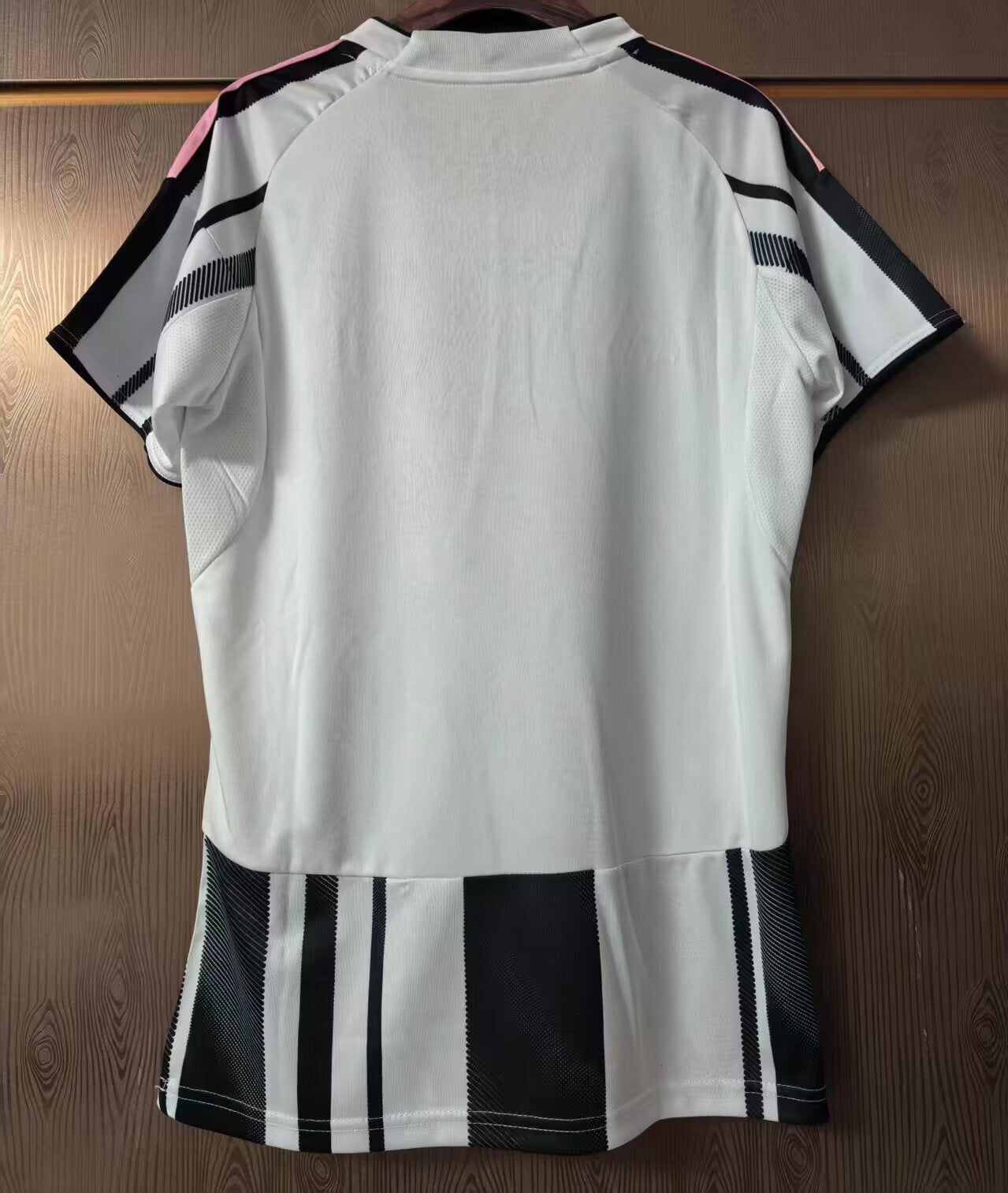 Juventus Home Jersey 25/26 Women - CalcioVivo