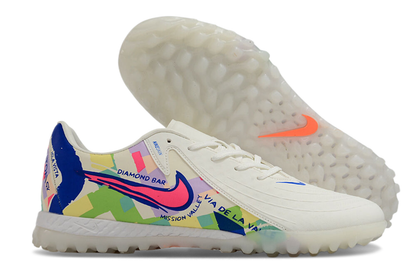 Nike Phantom GX II TF Boots