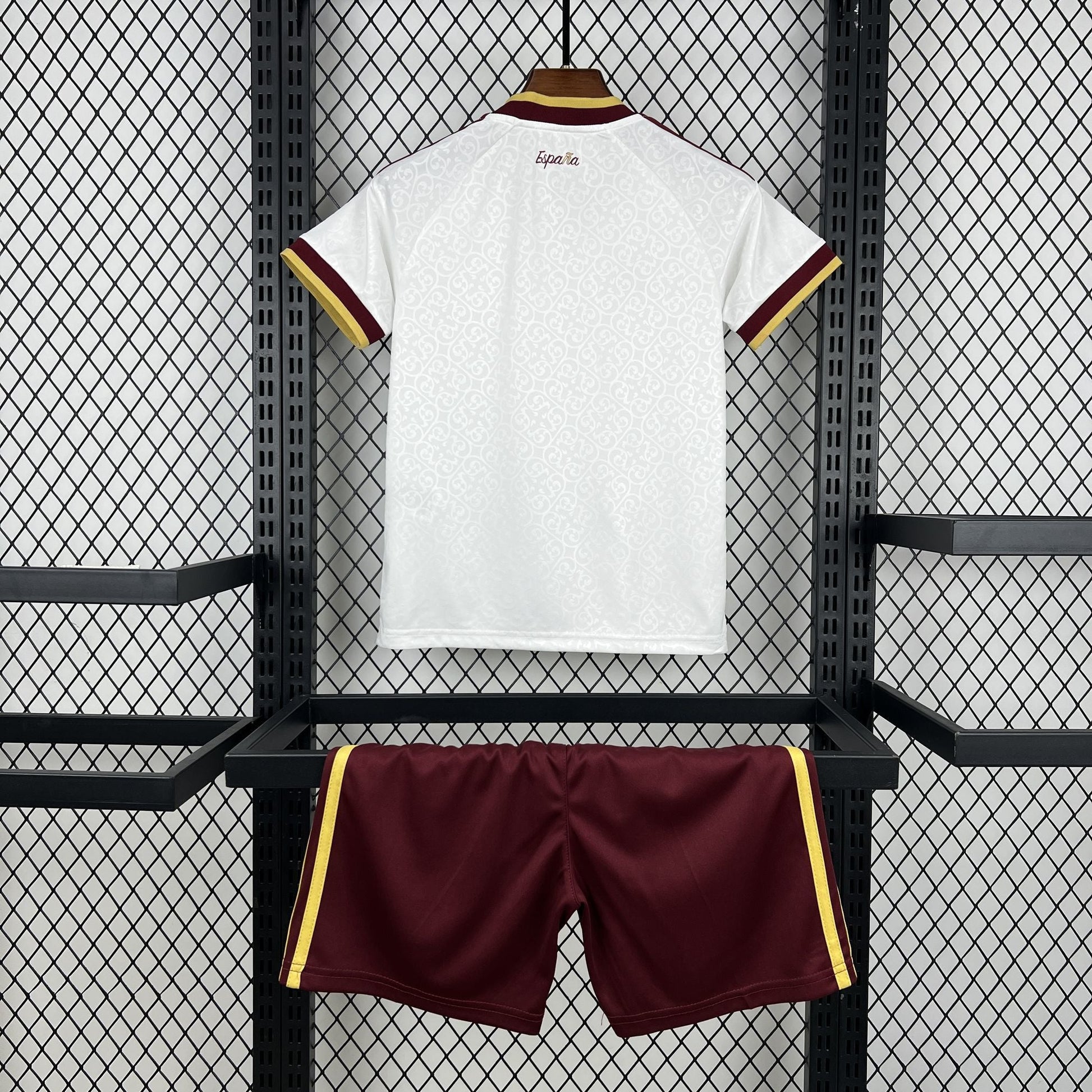 Kit Bambino Spain Away 2026 | Kit da Calcio - CalcioVivo