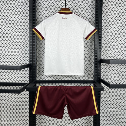 Kit Bambino Spain Away 2026 | Kit da Calcio - CalcioVivo
