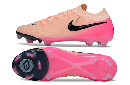 Nike Phantom GX II FG Cleats